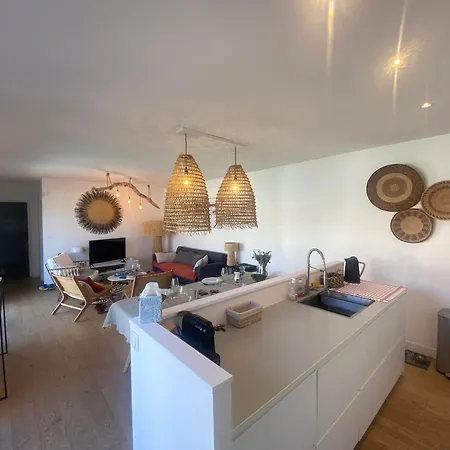 Avec Piscine, Wifi Et Jardin Au Coeur Des Abatilles, Proche Et Commerces - Fr-1-374-202 Villa *